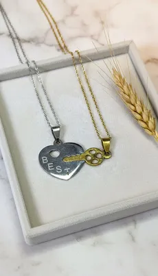 گردنبند ست دوستی مدل قلب و کلید